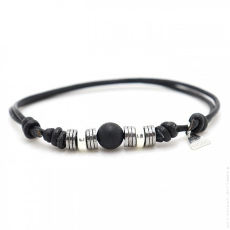 Les Belles Personnes black mat onyx Bengal bracelet