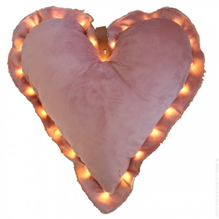 Coeur lumineux en velours rose