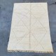 Tapis Beni Ouarain blanc à losanges noirs 150 x 100 cm