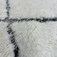 Tapis Beni Ouarain blanc à losanges noirs 275 x 200 cm
