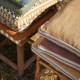 Coussin d'assise motifs noir moutarde et sable