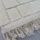 Tapis Beni Ouarain blanc à losanges blancs 162 x 113 cm