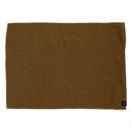 Verone gold linen 48 x 36 placemat