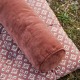 Coussin traversin velours framboise