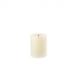 Ivory pillar candle LED 7.8 x 10 cm