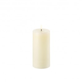 Ivory pillar candle LED 7.8 x 15 cm