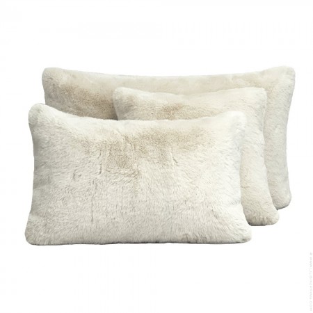 Chamonix ivory square cushion with inner