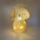 Lampe champignon en verre ambré avec guirlande de led