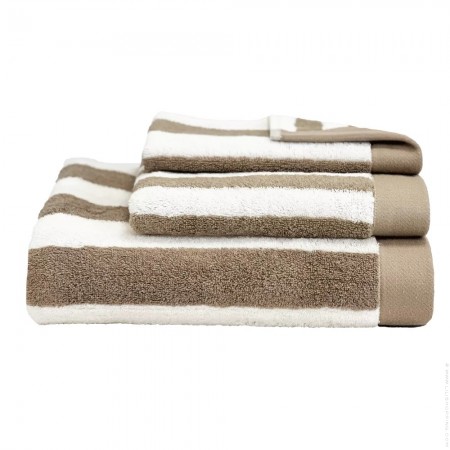 Santorini linen bath towel