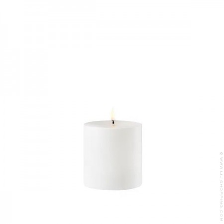 Ivory pillar candle LED 7.8 x 10 cm