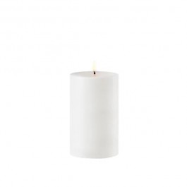 Outdoor white pillar candle LED 8,4 x 15 cm