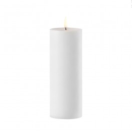 Outdoor white maxi pillar candle LED 12 x 30 cm