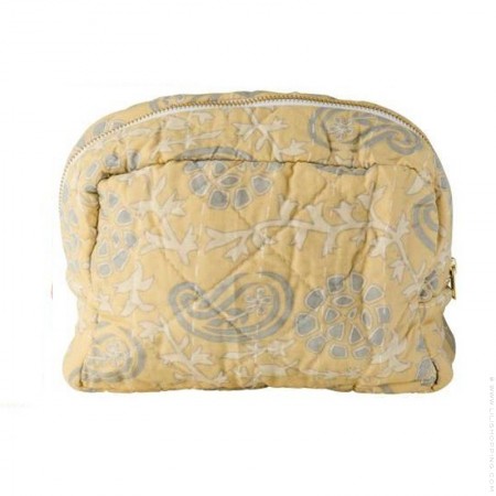 Quilted toiletry bag beige pink