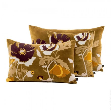 Hambourg gold rectangular cushion with inner