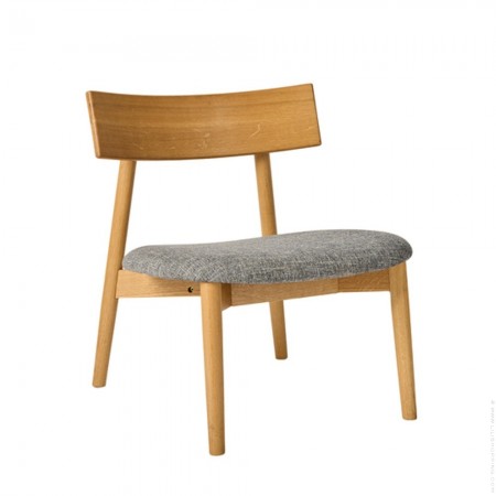 Solid oak wood Tetra lounge chair
