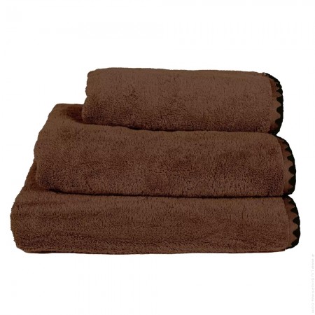 Issey chalk bath towel