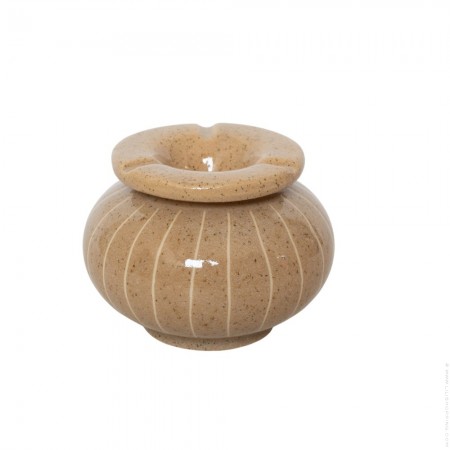 Cendrier en c&eacute;ramique beige ray&eacute;