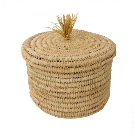 Raffia round basket with lid