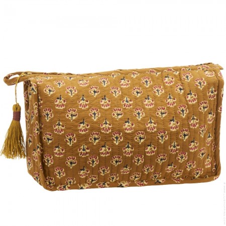 Quilted cotton washbag