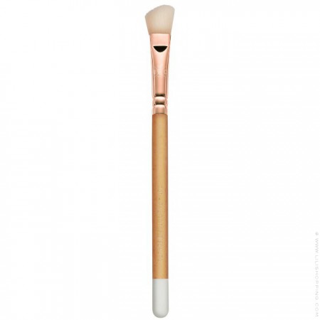 Natural wooden blush brush
