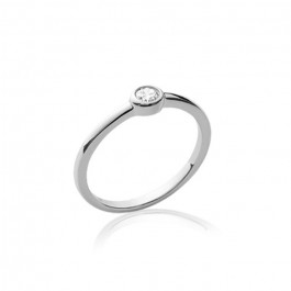 White zirconium silver ring