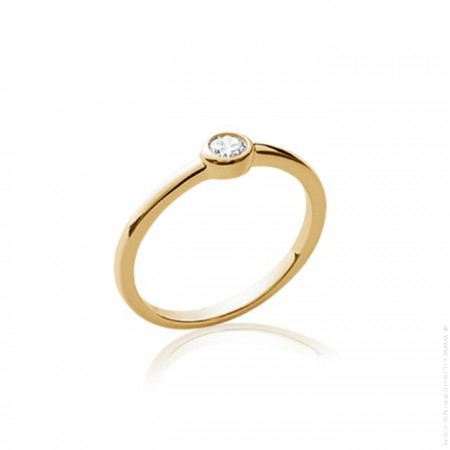 White zirconium gold platted ring