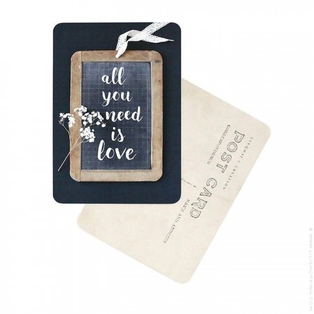 Carte postale Cinq Mai - All you need is love sur ardoise