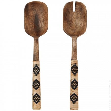 Salad servers in mango wood with black rattan