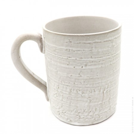 Off white stonewear mug