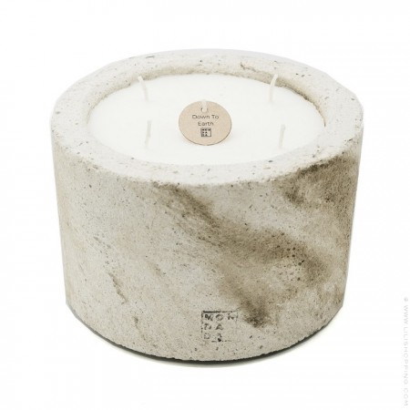 Beige S Indoor Urban Collection scented candle